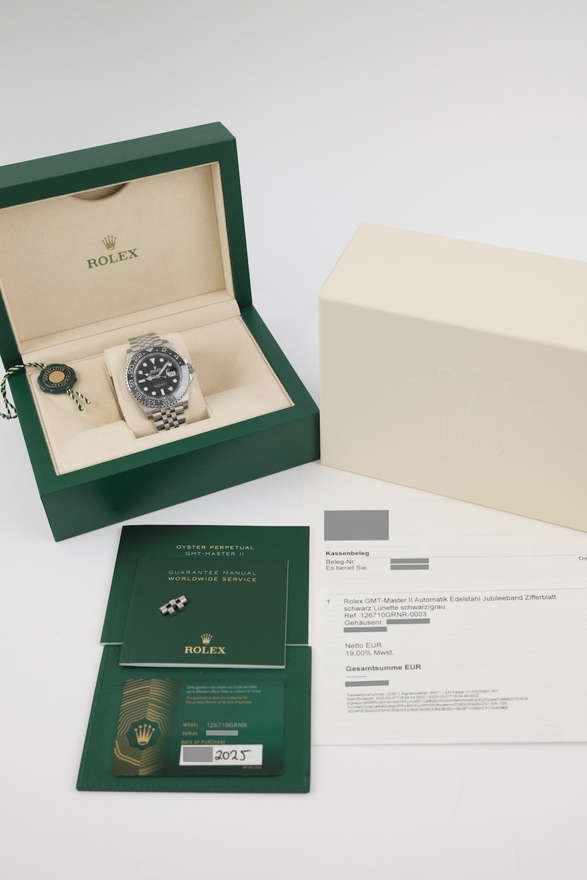 GMT-Master II 126710GRNR Box + Papers 2025 Bruce Wayne