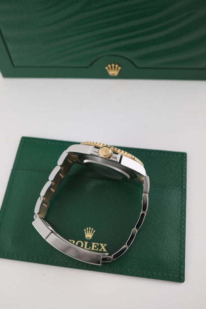 Submariner Date 126613LB Box + Papers Bluesy 2023