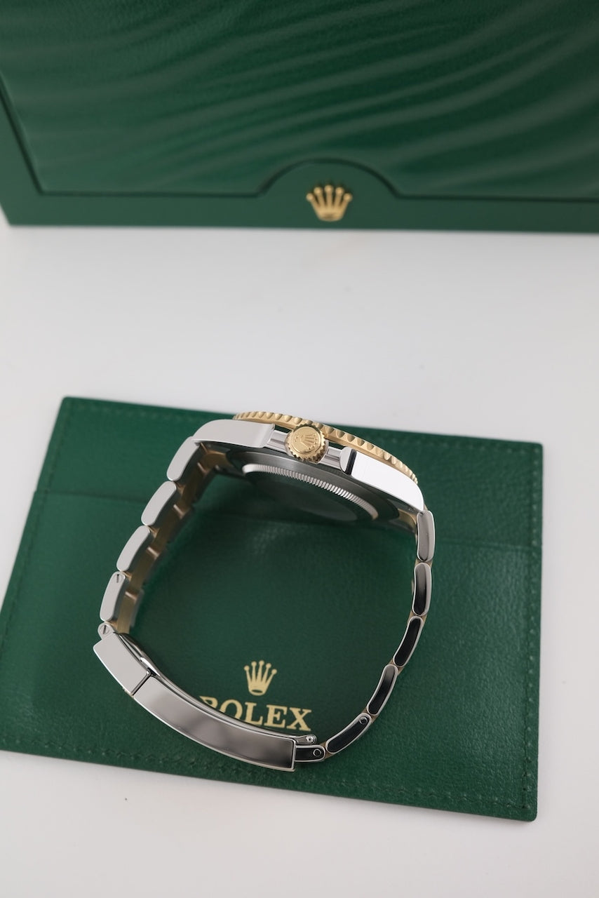 Submariner Date 126613LB Box + Papers Bluesy 2023
