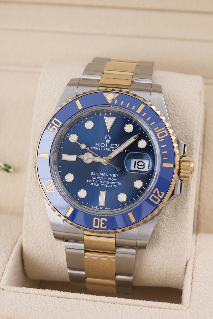 Submariner Date 126613LB Box + Papers Bluesy 2023