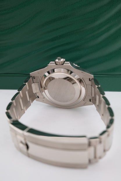 Submariner Date 126619LB Box + original Papers