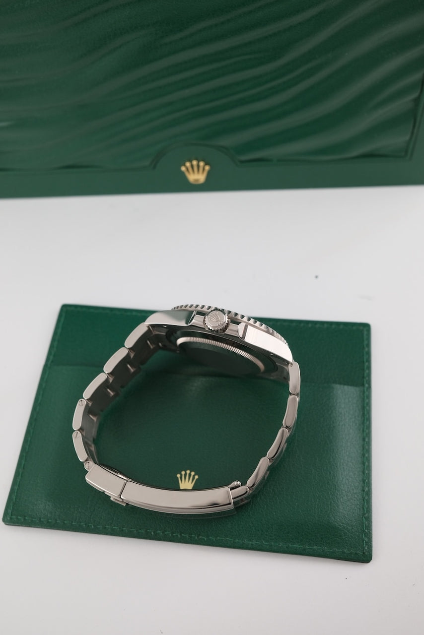 Submariner Date 126619LB Box + original Papers