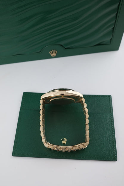 Day-Date 40 228238 Box + Papers