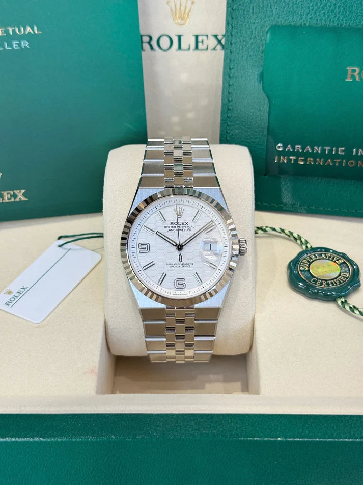 Land-Dweller 40 — Cavalieri CV-127334