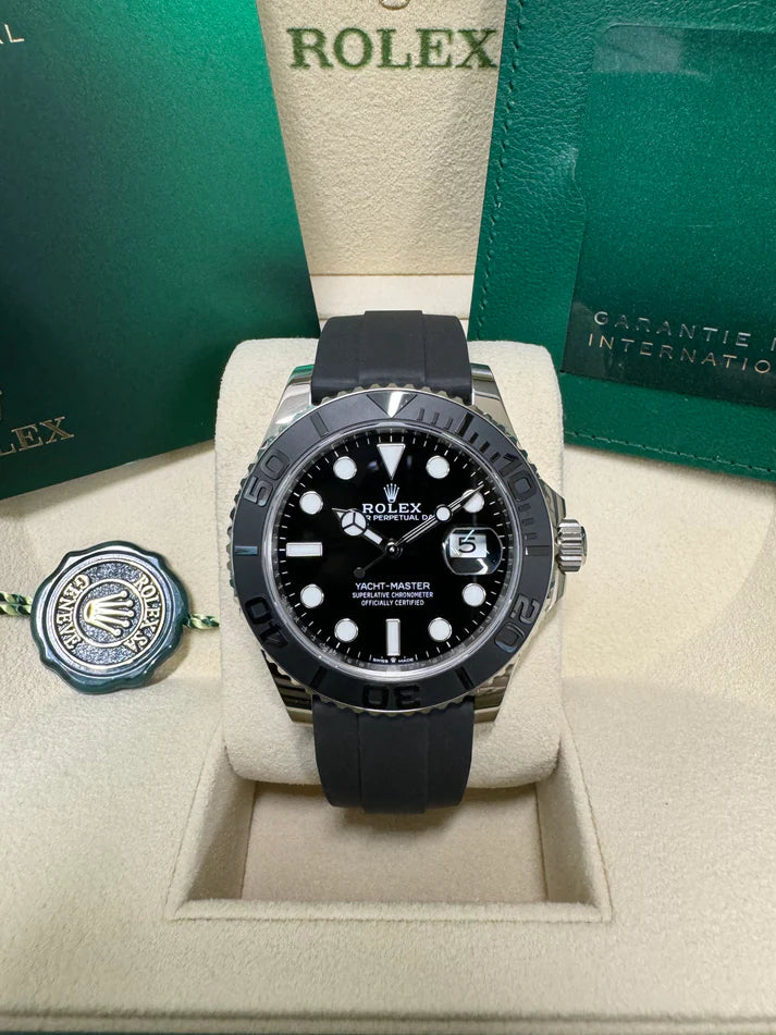 Yacht-Master — Black on Rubber — Cavalieri CV-226659
